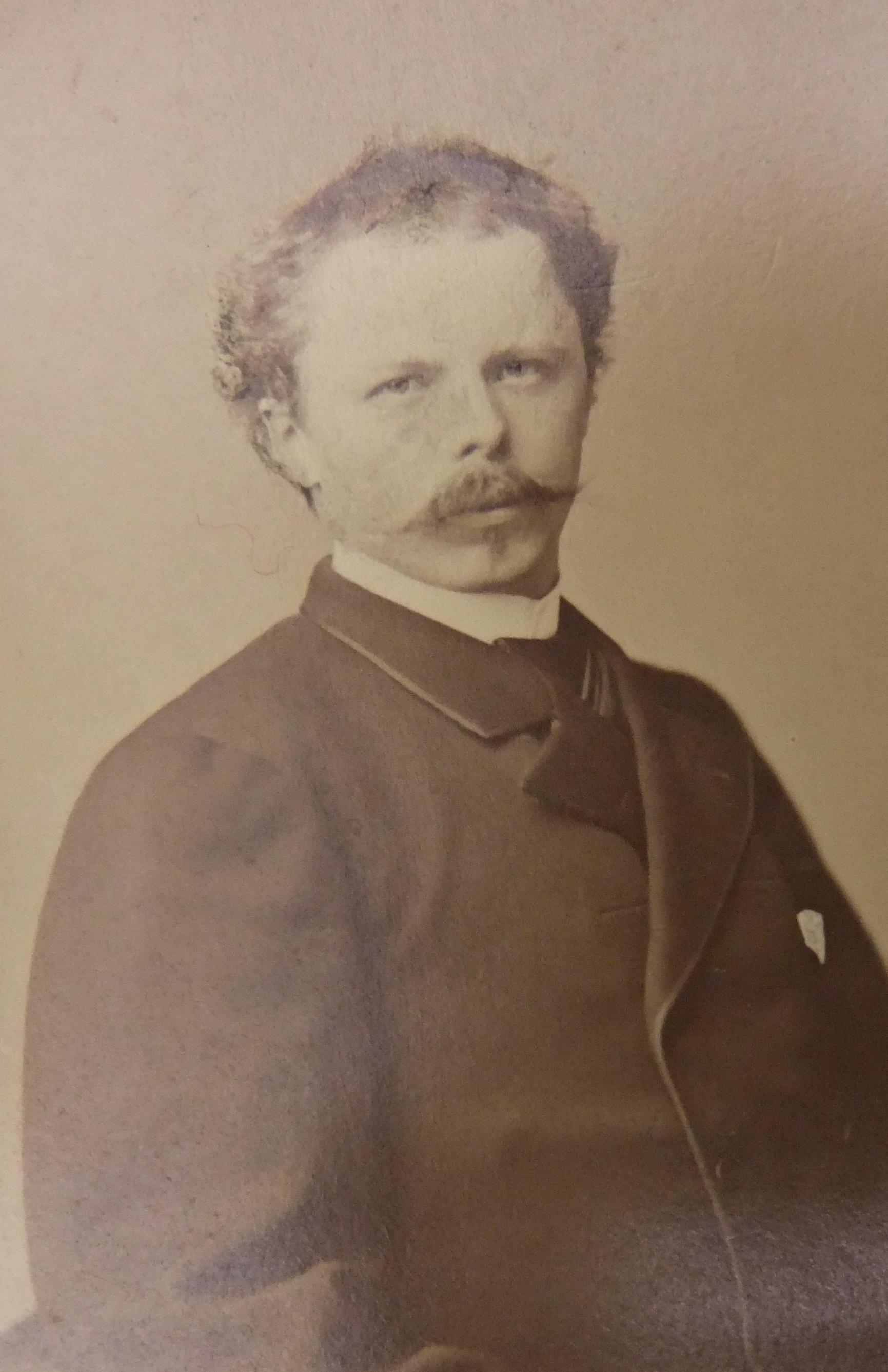 Erinnerungskultur Familienstiftung Ernst von Schuch®